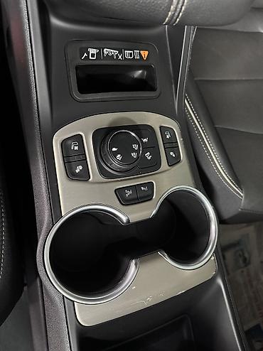GMC: GMC : 2020 г., 2 л, Автомат, Бензин, Кроссовер — 11
