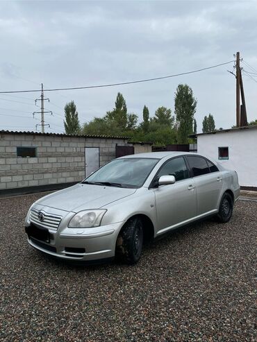 Toyota: Toyota Avensis: 2003 г., 1.8 л, Механика, Бензин, Хэтчбэк