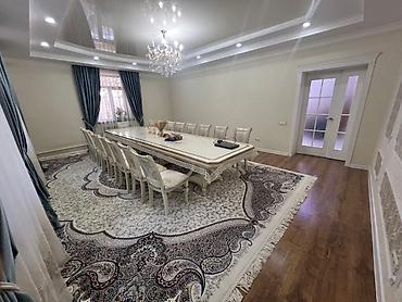 Продажа коттеджей и домов: Просторный двухэтажный дом с ухоженным зеленым участком. - — 41