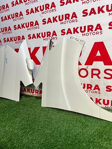 alphard: Пара передних крыльев для Toyota Alphard расцветки- чёрный, белый — 3
