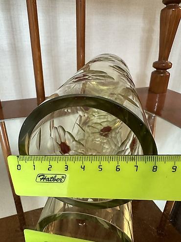 Антиквариат: Вазы разные, чешские… — 10