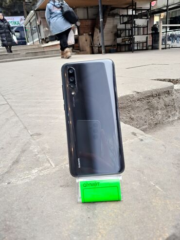 Xiaomi: Xiaomi Mi 9 Lite, 128 GB, rəng - Qara, 
 Düyməli, Sensor, Barmaq izi