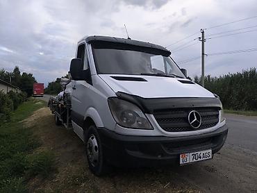тракторные косилки: Эвакуатор, Mercedes-Benz, 2006 г., Ломаная — 1