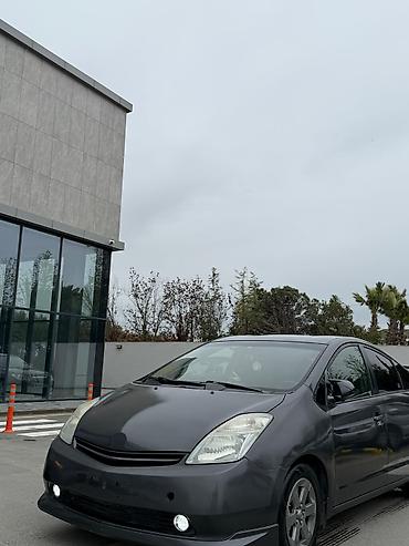 011 masini: Toyota Prius: 1.6 l | 2008 il Sedan — 1