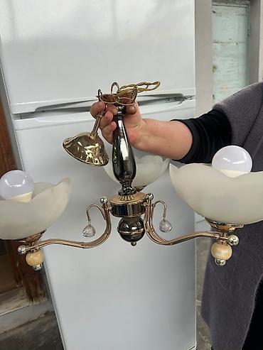 cucə lampası: Çılçıraq, 3 lampa, Şüşə — 1