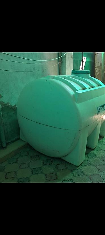 su ceni nerj: RR💫 3 tonluq su çəni. Plastik material, üfüqi formalı, üst hissədə — 1