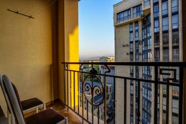 Посуточная аренда квартир: 2 комнаты, Душевая кабина, Постельное белье, Кондиционер — 12