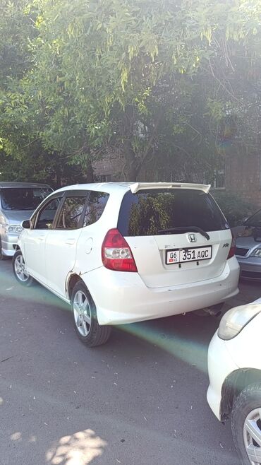 Honda: Honda Fit: 2002 г., 1.3 л, Вариатор, Бензин, Хэтчбэк