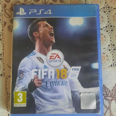 PS4 (Sony Playstation 4): Fifa 18 cizix yoxdur