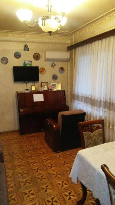 Köhnə tikili: Bakı, 3 otaqlı, Köhnə tikili, m. Əhmədli, 70 kv. m — 3