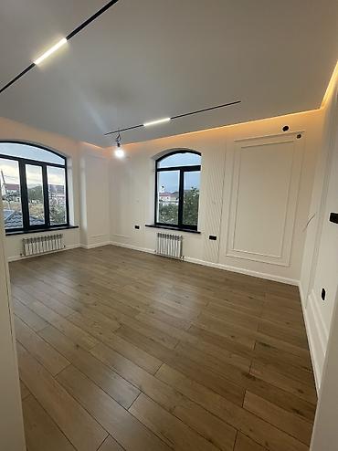Продажа коттеджей и домов: 6 комнат и более, 300 м², 4 соток, Бишкек, Агентство недвижимости — 27
