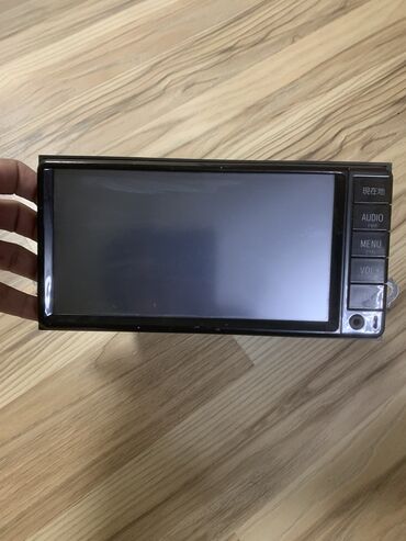 passat monitor: Monitor, İşlənmiş, Güzgü, Koreya, Ünvandan götürmə