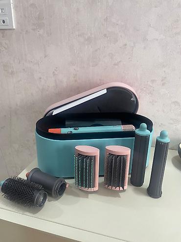 sokany buxarli utu: Dyson Airwrap Complete saç formalaşdırma seti. Oriqinal, iki il evvel — 2