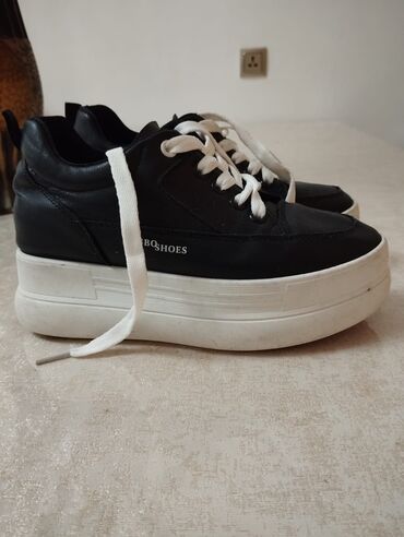 Women's Sneakers and athletic shoes: Ölçü: 36, rəng - Qara, Yeni — 8