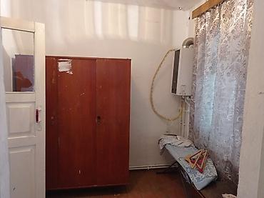 Продажа коттеджей и домов: Продается дом в центре города с земельным участком 4,7 сотки по — 16