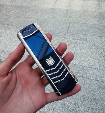 alcatel one touch: Vertu Signature Touch, rəng - Boz