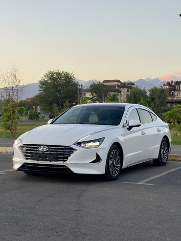 выпрямитель аккумулятора: Hyundai Sonata: 2019 г., 2 л, Автомат, Гибрид, Седан