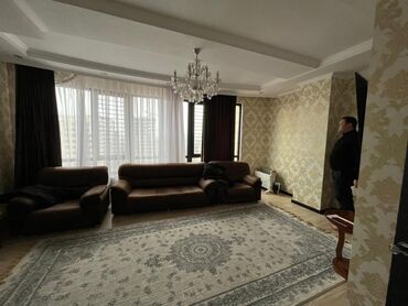 сдается 2 комнатная квартира на месяц: 3 бөлмө, Чогуу жашоосу жок, Толугу менен эмереги бар