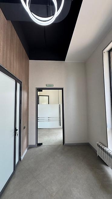 Аренда офисов: Аренда офисов, 213 м², В жилом комплексе, С отдельной кухней, С отдельным сан узлом, С системой безопасности — 3