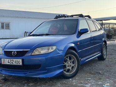 сиденья автомобиля: Mazda 323: 2002 г., 1.6 л, Механика, Бензин, Хэтчбэк