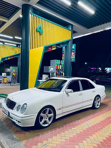 Mercedes-Benz E-Class: 2001 г., 4.3 л, Автомат, Бензин, Седан