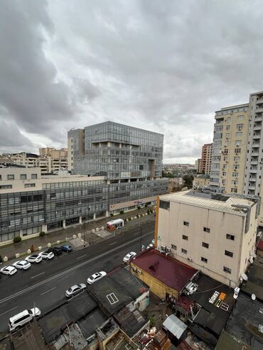 Yeni tikili: 4 otaqlı, Yeni tikili, 198 kv. m — 26