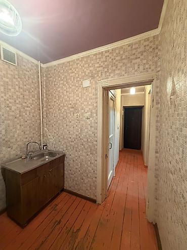 Продажа квартир: 1 комната, 25 м², Пишпек Хрущевка, 2 этаж, Старый ремонт — 4