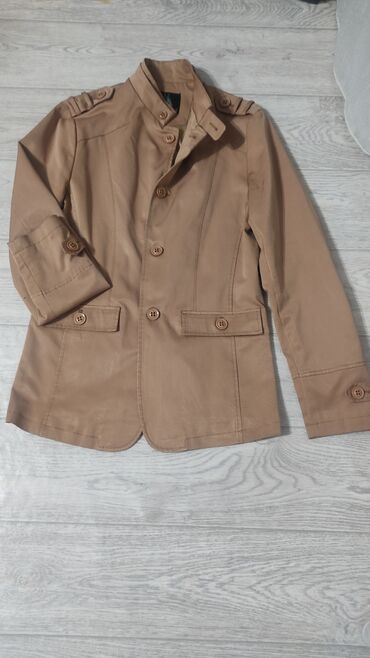 Игрушки: 1) Брюки новые женские размер М - 100с 2)Кофта (M-L) мягкая-150с 3) — 13