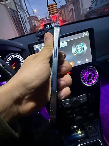 Apple iPhone: IPhone 13, Qara — 4