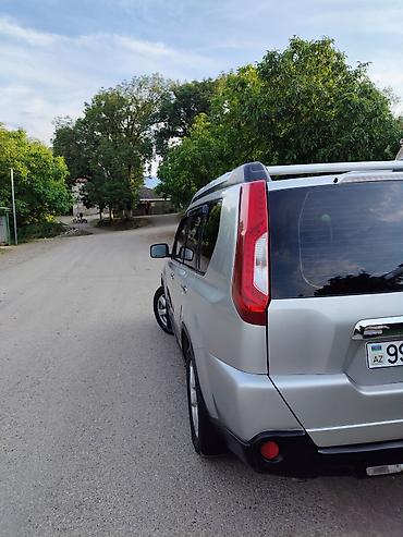 avtomobil aksesuarlar: Nissan X-Trail – gümüşü rəngli, 5 qapılı Su maşın əla vəziyyətdədir — 5