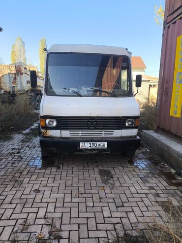 фольксваген транспортер бус: Mercedes-Benz Vario: 1996 г., 4.2 л, Механика, Дизель, Фургон