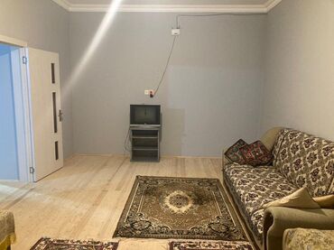 Uzunmüddətli kirayə mənzillər: 1 otaqlı mənzil – mətbəx-studiya tipli geniş otaq - Açıq plan mətbəx — 6