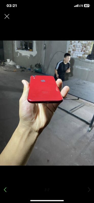 iphone xr бу: IPhone Xr, Б/у, 64 ГБ, Красный, Кабель, 80 %