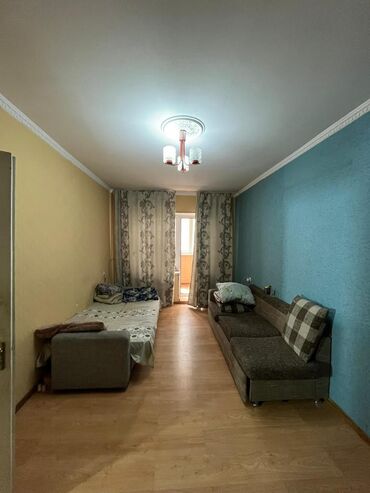 земельный участок первая линия: 4 комнаты, 76 м², Индивидуалка, 4 этаж, Косметический ремонт