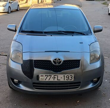 Toyota: Toyota Yaris: 1.4 l | 2008 il Hetçbek