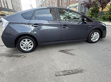 газел продажа: Toyota Prius C: 2012 г. — 8