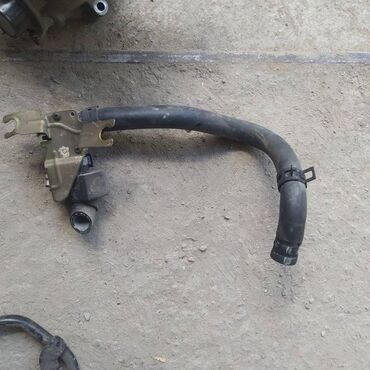 Дефлекторы воздуховодов: Клапан Toyota Mark 2 JZX100 1JZGE 1996 (б/у)