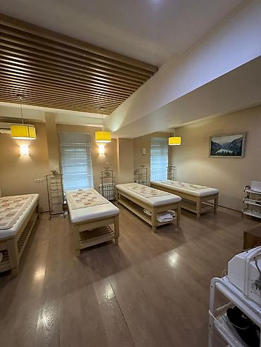 Продажа офисов: Продажа офисов 202 м², С ремонтом, Многоэтажное здание, 1 этаж — 11