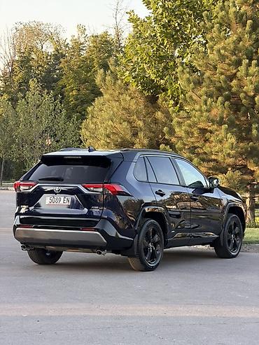 Toyota: Toyota RAV4: 2019 г., 2.5 л, Вариатор, Гибрид, Кроссовер — 2