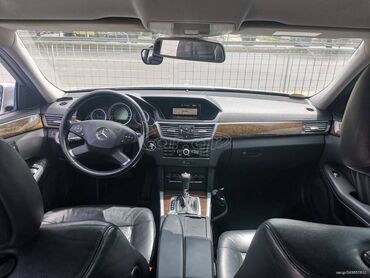 Mercedes-Benz: Mercedes-Benz E 250: 1.8 l. | Λιμουζίνα — 11