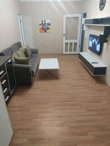 Uzunmüddətli kirayə mənzillər: Mənzil kirayə verilir. 3 otaq, 5.1 m. tam əşyalı, Elmler m. Uzun — 8