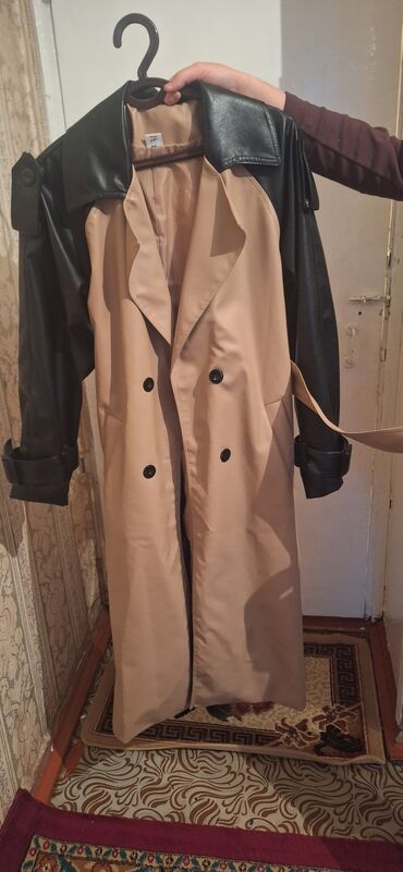 стильные плащи больших размеров: Плащ, Тренчкот, Двубортная модель, L