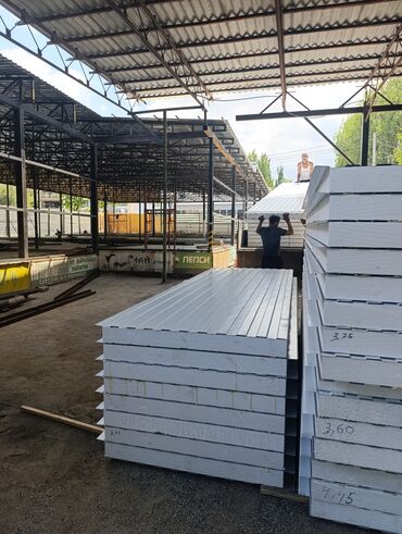 Фасадные сэндвич панели: Сэндвич‑панели с утеплителем (пенополистирол) Описание: - Трёхслойные — 11