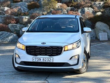 Kia: Kia Carnival: 2018 г., 2.2 л, Автомат, Дизель, Минивэн