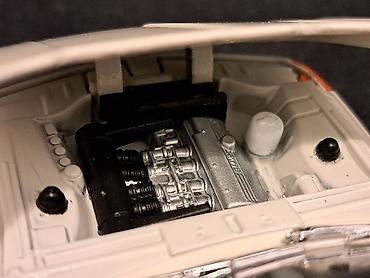 Figurice i makete: BMW 2002 TI "White" 1:24 NOVO! Model BMW 2002TI. Razmera — 8