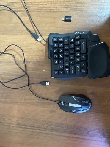 Другие аксессуары для компьютеров и ноутбуков: USB адаптер потерян в подарок идет переход USB на айфон на айфон можно