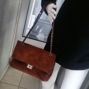 ukrasi za kosu: Shoulder bag