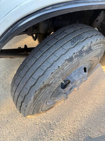 Isuzu: Isuzu : 2.8 l | 2008 il Van body type — 5