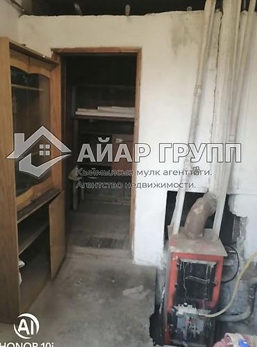 Продажа коттеджей и домов: 🔷 Продаётся дом + участок в районе рынка Баят 🔷 Цена — 10 500 000 сом — 16