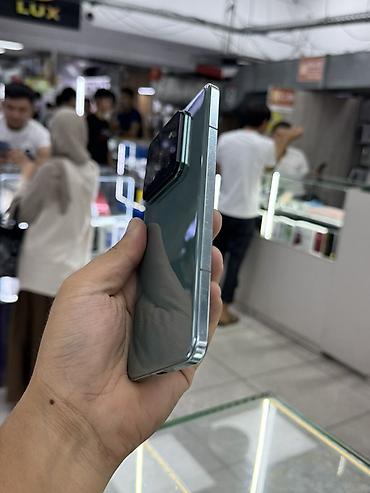 lg v40 thinq: Xiaomi, 14 Pro, Б/у, 256 ГБ, цвет - Зеленый, 1 SIM, 2 SIM — 4